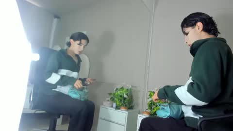 Snapshot of honey_hex_ chatting on May 2026 12:33:01 PM honey_hex_ online show from May 2026 12:33:01 PM