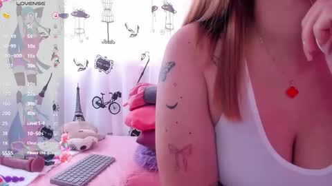 Jhenna martinez online show from October 2025 02:50:01 PM