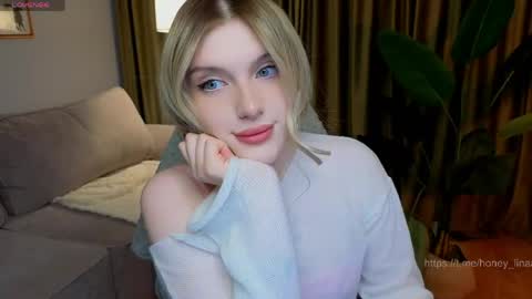 Snapshot of honey_kors chatting on April 2026 08:00:02 PM Lina online show from April 2026 08:00:02 PM