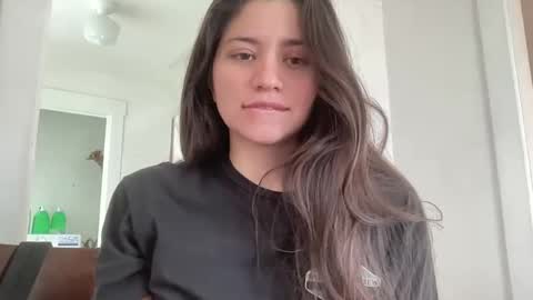 Snapshot of honey_laila chatting on March 2025 10:52:02 PM honey_laila online show from March 2025 10:52:02 PM