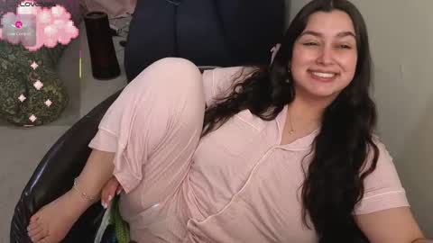 Tia online show from April 2026 01:49:01 AM