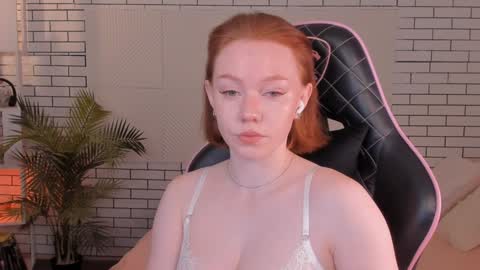 honeyautumn online show from December 2024 11:53:02 PM