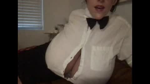 honeybbxx online show from January 2025 10:33:01 PM