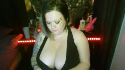 honeychambers online show from April 2026 11:17:02 PM