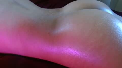 honeygoldenbaddie24 online show from September 2025 05:13:01 PM