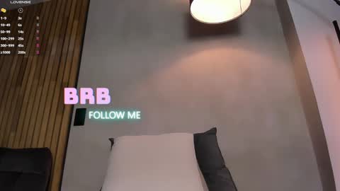 Sofia independent model online show from February 2025 11:25:01 AM