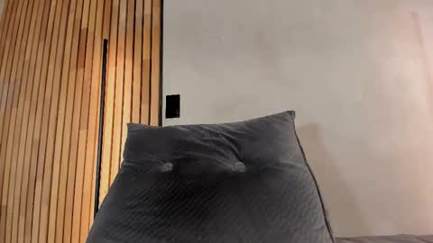 Sofia independent model online show from January 2026 11:47:02 AM