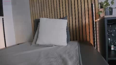 Sofia independent model online show from July 2026 10:36:02 AM