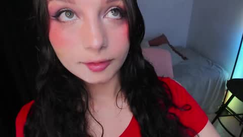 Snapshot of honeymoontea chatting on June 2026 11:54:02 PM online show from June 2026 11:54:02 PM