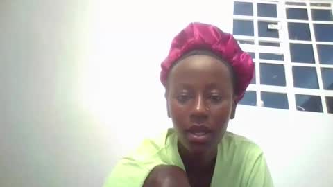 honeynyla online show from January 2026 08:12:02 PM