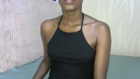 Snapshot of honeypie78 chatting on September 2025 04:03:01 AM Becky online show from September 2025 04:03:01 AM