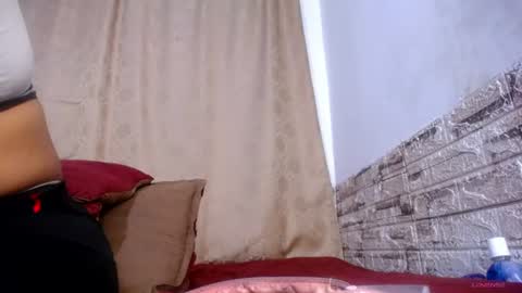 Snapshot of honeypussy3021 chatting on July 2026 07:58:02 AM Victoria online show from July 2026 07:58:02 AM