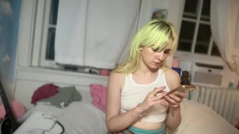 Snapshot of honeyxlimbed chatting on September 2025 06:35:01 AM Emi Rose online show from September 2025 06:35:01 AM