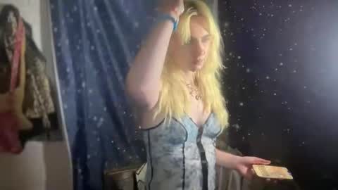 Snapshot of honeyxlimbed chatting on September 2025 06:15:02 AM Emi Rose online show from September 2025 06:15:02 AM