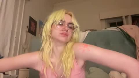 Emi Rose online show from March 2026 01:10:02 AM