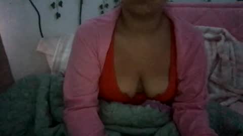 Snapshot of honeyy_89 chatting on April 2026 10:51:02 AM honeyyy89 online show from April 2026 10:51:02 AM