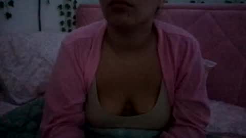 Snapshot of honeyy_89 chatting on April 2026 11:01:02 AM honeyyy89 online show from April 2026 11:01:02 AM