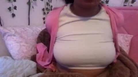 Snapshot of honeyy_89 chatting on April 2026 07:01:01 PM honeyyy89 online show from April 2026 07:01:01 PM