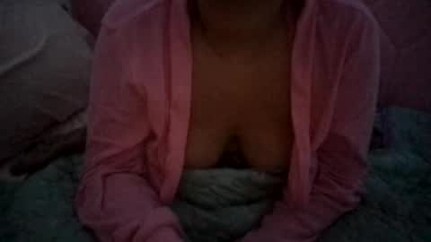 Snapshot of honeyy_89 chatting on May 2026 07:47:01 AM honeyyy89 online show from May 2026 07:47:01 AM