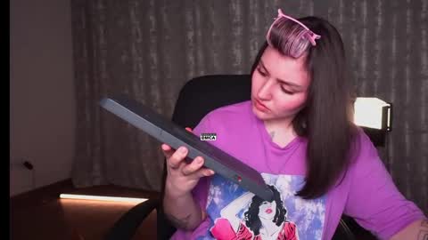 Karina online show from April 2026 12:13:01 PM