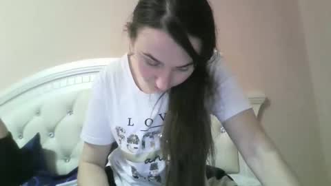 hootloove69 online show from December 2025 06:36:02 PM