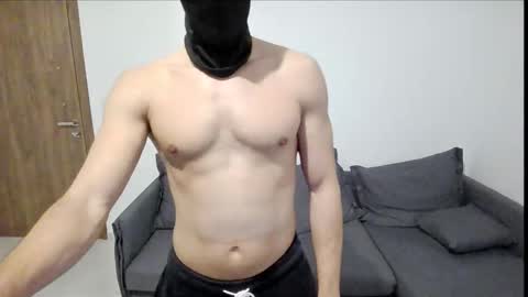 Oliver Saints online show from November 2025 04:45:02 PM