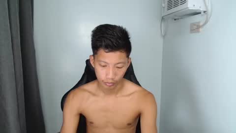 Snapshot of horny_asianmoreno chatting on September 2025 02:44:01 AM ROGER online show from September 2025 02:44:01 AM