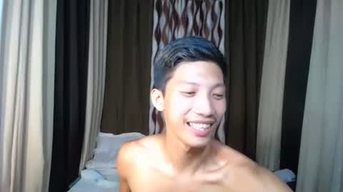 Snapshot of horny_asianmoreno chatting on September 2025 12:20:01 PM ROGER online show from September 2025 12:20:01 PM