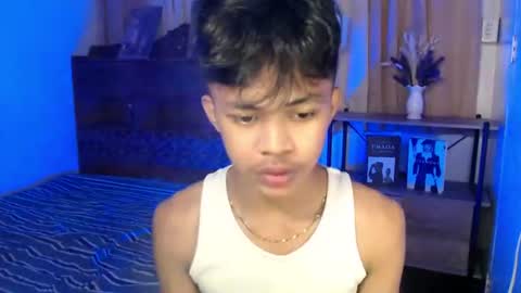 Snapshot of horny_joshxxx chatting on June 2026 03:37:02 PM horny_joshxxx online show from June 2026 03:37:02 PM