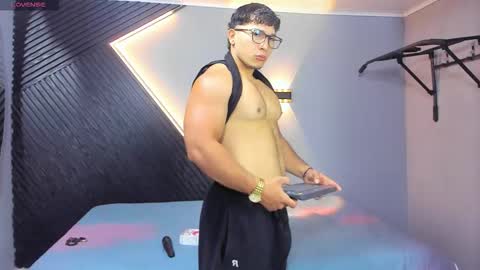 horny_nick18 online show from March 2026 12:44:02 PM