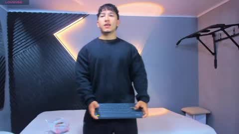 Snapshot of horny_nick18 chatting on May 2026 11:48:01 AM horny_nick18 online show from May 2026 11:48:01 AM