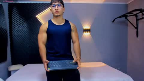Snapshot of horny_nick18 chatting on May 2026 02:02:01 PM horny_nick18 online show from May 2026 02:02:01 PM