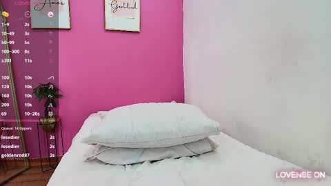 Khloe  online show from February 2025 10:53:02 PM