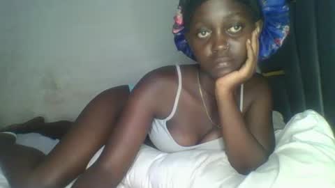 Bella online show from March 2026 10:00:02 PM