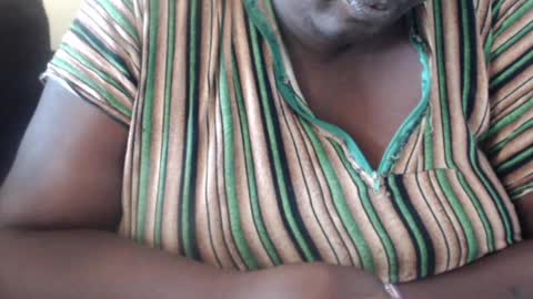 Snapshot of hornybigtitts chatting on March 2025 11:51:01 AM monica zain online show from March 2025 11:51:01 AM