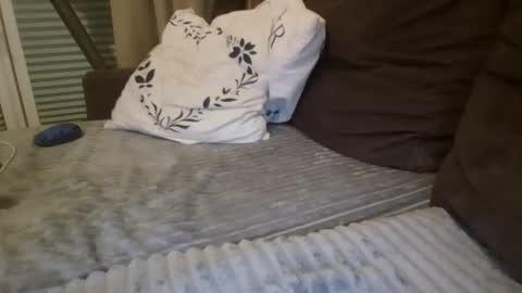 Snapshot of hornybisexcouple chatting on September 2025 11:17:02 PM hornybisexcouple online show from September 2025 11:17:02 PM