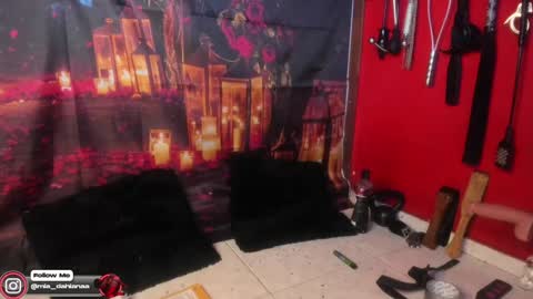 Snapshot of hornydahiana chatting on December 2024 03:19:01 AM Mia Dahianaa 2 hornydahianax online show from December 2024 03:19:01 AM