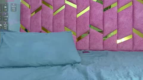 Valentina  online show from January 2026 11:45:02 AM