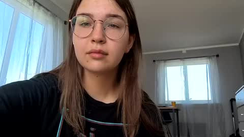 Snapshot of hornykitty_x chatting on July 2026 09:12:01 AM Alisa and Mike online show from July 2026 09:12:01 AM