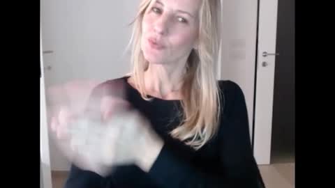 Hornyssima online show from November 2025 03:38:02 PM