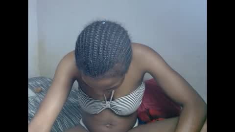 Snapshot of hornyxbum chatting on November 2025 12:27:02 PM hornyxbum online show from November 2025 12:27:02 PM