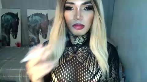 Snapshot of horsecockterra chatting on September 2025 11:59:01 PM HORSECOCKterra online show from September 2025 11:59:01 PM