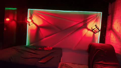 horus_at online show from January 2025 10:12:02 PM