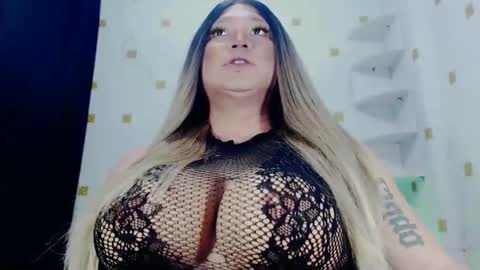 YOUR MAJESTY LUCY PEARL online show from January 2025 03:57:02 PM