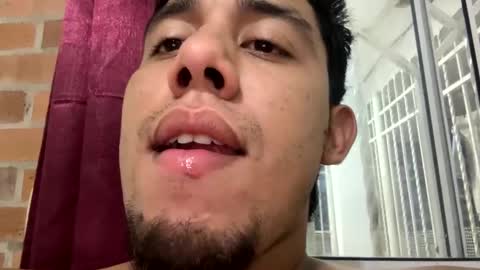 hot2512 online show from February 2025 02:25:01 AM