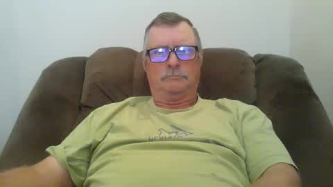Snapshot of hot4tightholes chatting on December 2024 02:28:01 PM hot4tightholes online show from December 2024 02:28:01 PM