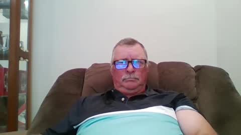 Snapshot of hot4tightholes chatting on October 2025 05:19:02 PM hot4tightholes online show from October 2025 05:19:02 PM