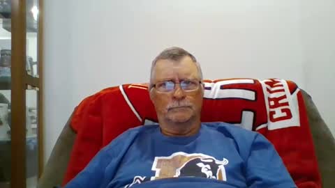 Snapshot of hot4tightholes chatting on May 2026 12:45:02 PM hot4tightholes online show from May 2026 12:45:02 PM