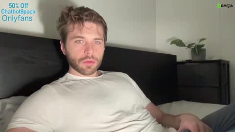 Snapshot of hot8pack01 chatting on March 2025 01:58:02 AM Edward aka Wolf online show from March 2025 01:58:02 AM