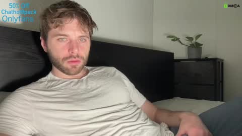 Snapshot of hot8pack01 chatting on March 2025 07:38:02 PM Edward aka Wolf online show from March 2025 07:38:02 PM